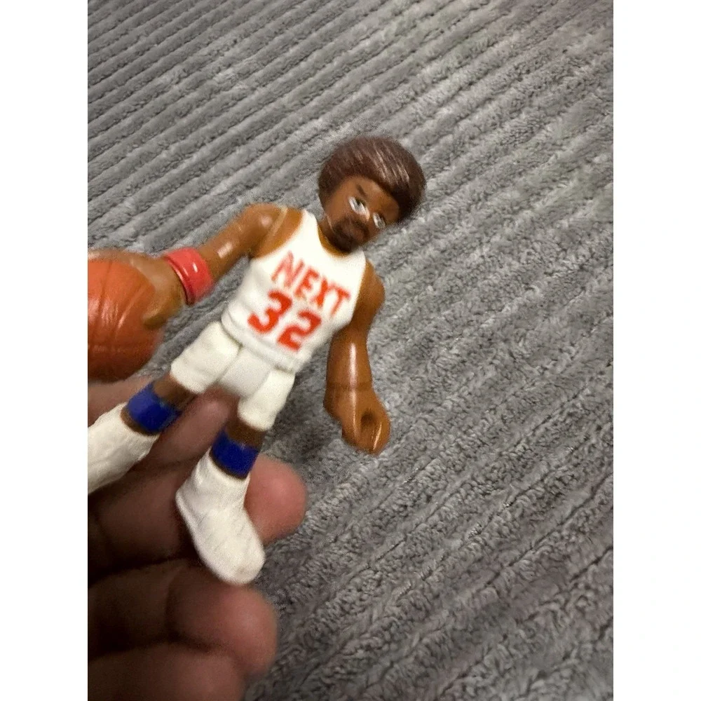 Fisher Price Imaginext Series 4 Next 32 Basketball Player Figure Blind Bag